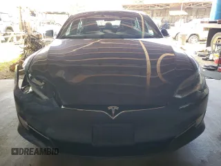 2017 Tesla Model S 100D with VIN 5YJSA1E20HF198419, listed as a Copart auction lot 61481605 with 52,853 mi miles and Salvage title. Bid and sale history available at DreamBid. Image 5.