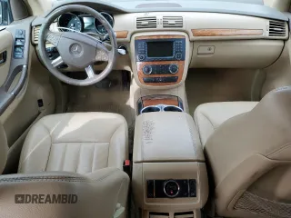 2008 Mercedes-Benz R-Class 3.5L with VIN 4JGCB65E68A077035, listed as a Copart auction lot 42997415 with 174,340 mi miles and Salvage Title. Bid and sale history available at carsss.com. Image 8.