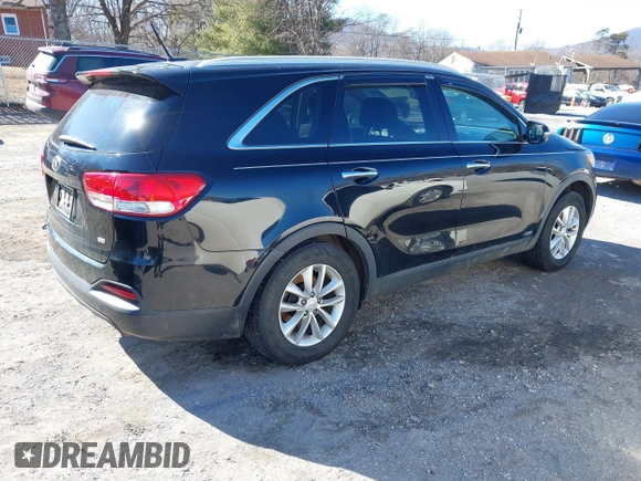 2017 Kia Sorento LX z VIN 5XYPGDA31HG278535, wystawiony jako IAAI lot #41578980 z przebiegiem 124 957 mil mil oraz . Historia ofert i sprzedaży dostępna na DreamBid. Obrazek 4.