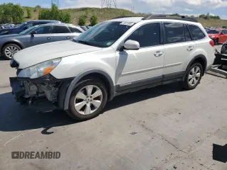2012 Subaru Outback Limited z VIN 4S4BREJC3C2234335, wystawiony jako Copart lot #57821585 z przebiegiem 141 029 mil mil oraz Szkoda całkowita • Salvage title. Historia ofert i sprzedaży dostępna na DreamBid. Obrazek 1.