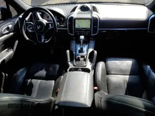 2016 Porsche Cayenne S with VIN WP1AB2A26GLA95360, listed as a Copart auction lot 53270765 with 79,285 mi miles and Salvage title. Bid and sale history available at DreamBid. Image 8.
