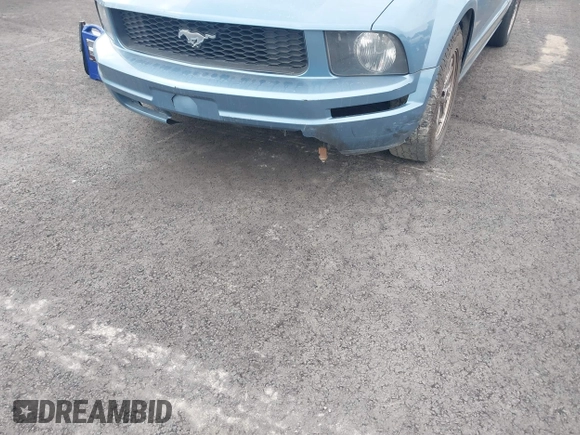 2005 Ford Mustang Deluxe with VIN 1ZVHT84N355253948, listed as a IAAI auction lot 42184141 with 182,119 mi miles and . Bid and sale history available at DreamBid. Image 18.