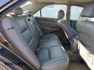 2004 Toyota Camry LE with VIN 4T1BF30K64U568600, listed as a Copart auction lot 51914425 with 154,802 mi miles and Salvage Title. Bid and sale history available at carsss.com. Image 10.