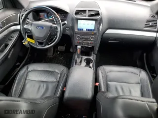 2017 Ford Explorer XLT with VIN 1FM5K8D85HGD00873, listed as a Copart auction lot 49946465 with 101,158 mi miles and Salvage Title. Bid and sale history available at carsss.com. Image 8.