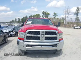 2017 Ram 2500 Tradesman z VIN 3C6UR5CJ0HG693742, wystawiony jako IAAI lot #41802810 z przebiegiem 112 288 mil mil oraz . Historia ofert i sprzedaży dostępna na DreamBid. Obrazek 12.