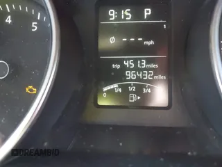 2015 Volkswagen Jetta SE с VIN 3VWD17AJ3FM352152, выставлен на аукционе IAAI как лот 42374530 с пробегом 96 432 миль миль и . История ставок и продаж доступна на DreamBid. Изображение 15.