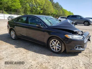 2015 Ford Fusion SE with VIN 1FA6P0HD2F5120560, listed as a Copart auction lot 52131115 with 156,289 mi miles and Salvage Title. Bid and sale history available at DreamBid. Image 4.