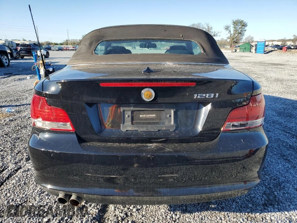 2010 BMW 1 Series 128i with VIN WBAUL7C53AVJ77720, listed as a Copart auction lot 45293735 with 102,004 mi miles and Salvage title. Bid and sale history available at DreamBid. Image 6.