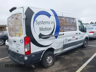 2022 Ford Transit Cargo с VIN 1FTYE1C83NKA50558, выставлен на аукционе IAAI как лот 39398110 с пробегом 16 096 миль миль и . История ставок и продаж доступна на DreamBid. Изображение 4.
