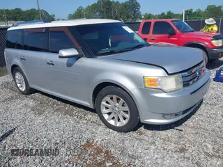 2009 Ford Flex SEL z VIN 2FMDK52C69BA26402, wystawiony jako IAAI lot #42312169 z przebiegiem 228 012 mil mil oraz . Historia ofert i sprzedaży dostępna na DreamBid. Obrazek 1.