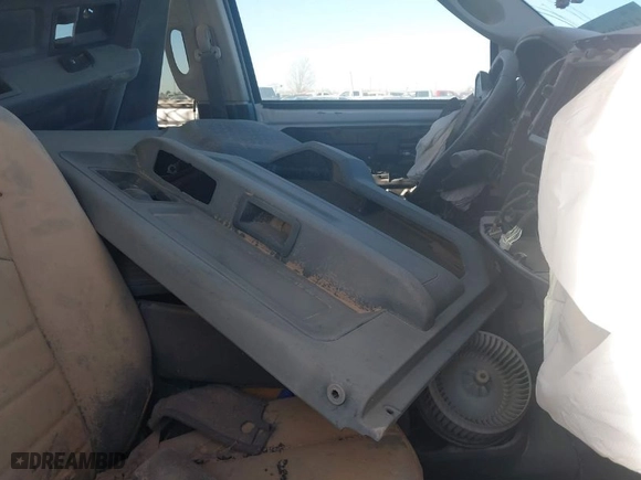 2018 Ram 2500 Tradesman with VIN 3C6UR5HJ5JG284277, listed as a IAAI auction lot 41708541 with 1 mi miles. Bid and sale history available at carsss.com. Image 5.