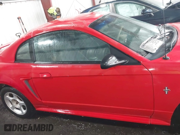 2002 Ford Mustang Standard z VIN 1FAFP40432F113933, wystawiony jako IAAI lot #42227470 z przebiegiem 183 326 mil mil oraz . Historia ofert i sprzedaży dostępna na DreamBid. Obrazek 14.