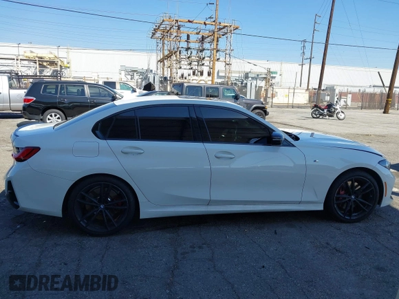 2024 BMW 3 Series 330e with VIN 3MW39FF05R8D89036, listed as a IAAI auction lot 41636274 with 17,513 mi miles and . Bid and sale history available at DreamBid. Image 13.