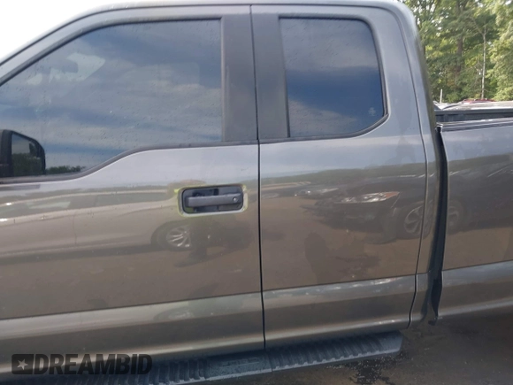 2017 Ford F-150 XL with VIN 1FTEX1EP8HKC51023, listed as a IAAI auction lot 39945482 with 105,260 mi miles. Bid and sale history available at carsss.com. Image 15.