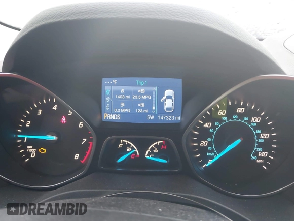 2013 Ford Escape SE with VIN 1FMCU0GX8DUD84074, listed as a IAAI auction lot 42003244 with 147,323 mi miles. Bid and sale history available at carsss.com. Image 7.