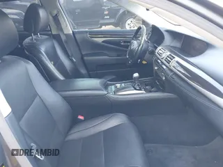 2013 Lexus LS 460 L with VIN JTHGL1EF8D5050029, listed as a IAAI auction lot 41891150 with 202,315 mi miles. Bid and sale history available at carsss.com. Image 5.
