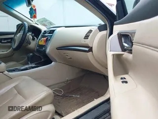 2013 Nissan Altima SV z VIN 1N4BL3AP1DC160671, wystawiony jako IAAI lot #42219112 z przebiegiem 211 825 mil mil oraz . Historia ofert i sprzedaży dostępna na DreamBid. Obrazek 5.