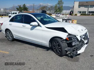 2015 Mercedes-Benz C C 300 Luxury with VIN 55SWF4KBXFU020795, listed as a IAAI auction lot 41842174 with 113,630 mi miles. Bid and sale history available at carsss.com. Image 1.