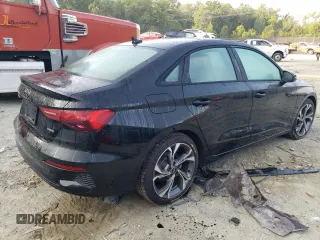 2022 Audi A3 Premium Plus z VIN WAUHUDGY4NA085613, wystawiony jako Copart lot #62363003 z przebiegiem 1 348 mil mil oraz . Historia ofert i sprzedaży dostępna na DreamBid. Obrazek 3.