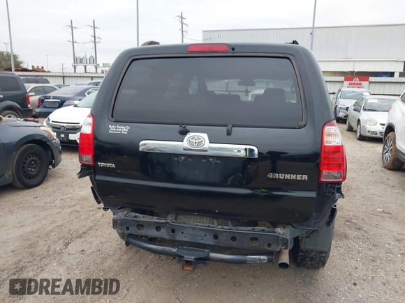 2007 Toyota 4Runner SR5 with VIN JTEZU14R078067697, listed as a IAAI auction lot 41310777 with 228,694 mi miles and . Bid and sale history available at DreamBid. Image 17.