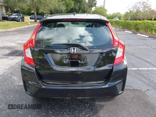 2015 Honda Fit LX с VIN 3HGGK5H50FM743903, выставлен на аукционе IAAI как лот 42763646 с пробегом 177 213 миль миль и . История ставок и продаж доступна на DreamBid. Изображение 16.