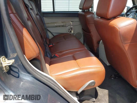 2006 Jeep Commander Limited с VIN 1J8HG58256C364240, выставлен на аукционе IAAI как лот 42597786 с пробегом 154 893 миль миль и . История ставок и продаж доступна на DreamBid. Изображение 8.