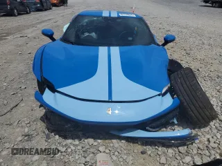 2024 Ferrari 296 GTB z VIN ZFF99SLA8R0304477, wystawiony jako Copart lot #61744074 z przebiegiem Nie podano mil oraz Szkody całkowita. Historia ofert i sprzedaży dostępna na DreamBid. Obrazek 5.