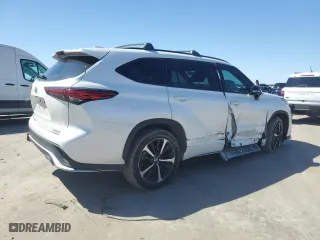 2021 Toyota Highlander XSE with VIN 5TDLZRBH2MS063808, listed as a Copart auction lot 47874045 with 57,127 mi miles and Salvage Title. Bid and sale history available at carsss.com. Image 3.