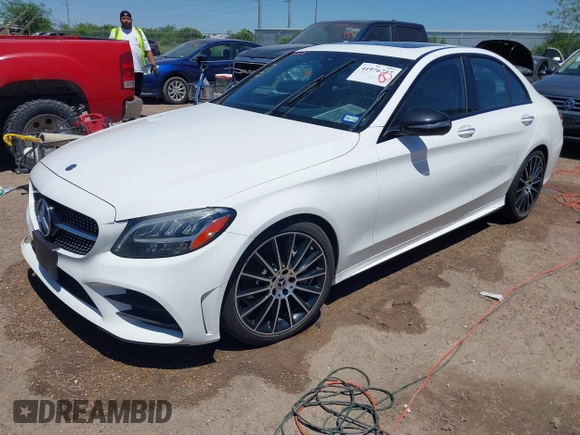 2019 Mercedes-Benz C 300 с VIN 55SWF8DB0KU311921, выставлен на аукционе IAAI как лот 41976737 с пробегом Не указан миль и . История ставок и продаж доступна на DreamBid. Изображение 2.