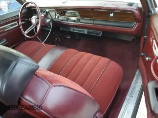 1976 Dodge Dart z VIN LH23C6G145091, wystawiony jako Copart lot #83053324 z przebiegiem 97 798 mil mil oraz Szkoda całkowita • Salvage title. Historia ofert i sprzedaży dostępna na DreamBid. Obrazek 8.