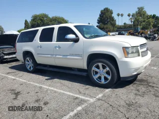 2008 Chevrolet Suburban LTZ with VIN 1GNFC16J88R220573, listed as a Copart auction lot 64887315 with 281,245 mi miles and Clean title. Bid and sale history available at DreamBid. Image 4.