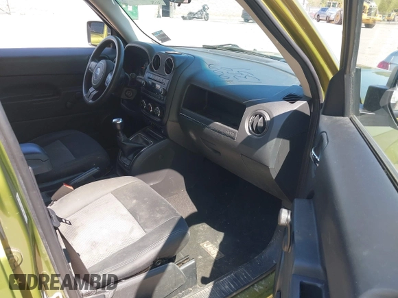 2012 Jeep Patriot Sport with VIN 1C4NJPBA6CD639580, listed as a IAAI auction lot 42221359 with 123,596 mi miles and . Bid and sale history available at DreamBid. Image 5.