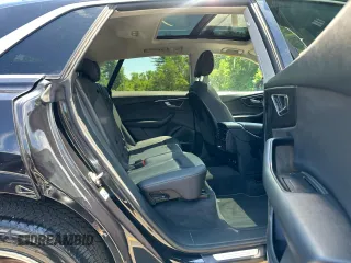 2019 Audi Q8 Premium Plus with VIN WA1BVAF12KD016786, listed as a Copart auction lot 63250795 with 102,579 mi miles and Clean title. Bid and sale history available at DreamBid. Image 7.