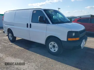 2014 Chevrolet Express Cargo Van with VIN 1GCWGFCAXE1206912, listed as a IAAI auction lot 41700273 with 177,348 mi miles. Bid and sale history available at carsss.com. Image 1.