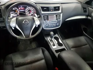 2016 Nissan Altima SL z VIN 1N4BL3AP3GC210782, wystawiony jako Copart lot #59312825 z przebiegiem 137 336 mil mil oraz Czysty tytuł • Clean title. Historia ofert i sprzedaży dostępna na DreamBid. Obrazek 8.