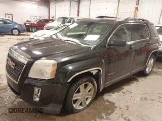 2010 GMC Terrain SLT-1 z VIN 2CTFLGEW3A6405600, wystawiony jako IAAI lot #41519822 z przebiegiem 144 909 mil mil oraz . Historia ofert i sprzedaży dostępna na DreamBid. Obrazek 2.