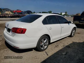 2012 Volkswagen Jetta SE with VIN 3VWDP7AJ7CM306835, listed as a Copart auction lot 63451365 with 183,275 mi miles and Clean title. Bid and sale history available at DreamBid. Image 3.