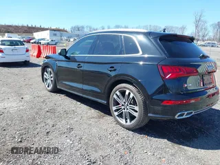 2018 Audi SQ5 Prestige z VIN WA1C4AFY7J2074309, wystawiony jako IAAI lot #41803619 z przebiegiem 66 717 mil mil oraz . Historia ofert i sprzedaży dostępna na DreamBid. Obrazek 3.