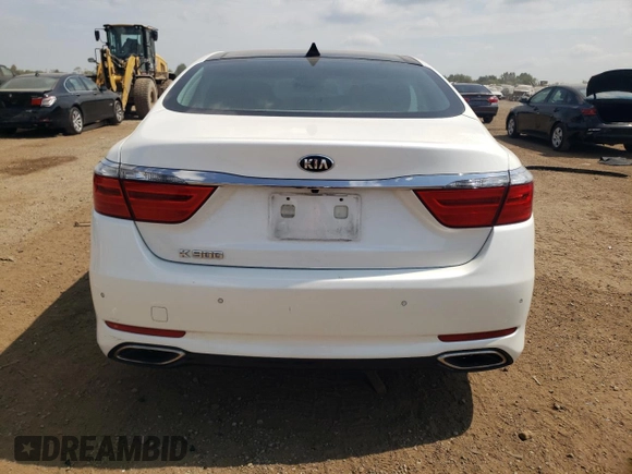 2016 Kia K900 Premium with VIN KNALT4D30G6031379, listed as a Copart auction lot 68472634 with 65,668 mi miles and Salvage Title. Bid and sale history available at carsss.com. Image 6.