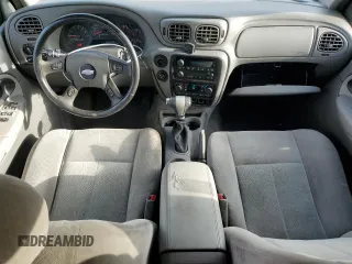 2006 Chevrolet TrailBlazer LS with VIN 1GNDT13S962174360, listed as a Copart auction lot 51374335 with 211,184 mi miles and Salvage Title. Bid and sale history available at DreamBid. Image 8.
