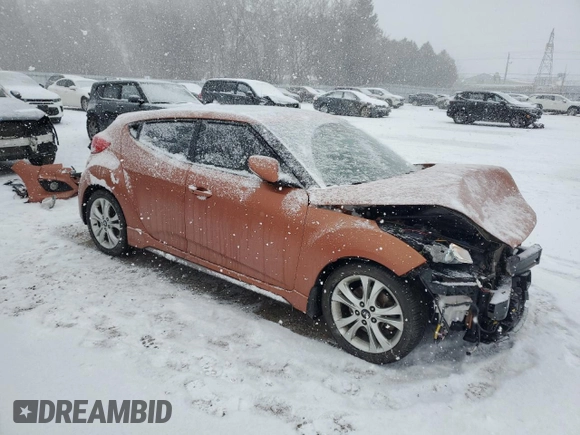 2016 Hyundai Veloster Turbo with VIN KMHTC6AE9GU252295, listed as a Copart auction lot 41462345 with 151,125 mi miles and Salvage Title. Bid and sale history available at carsss.com. Image 4.