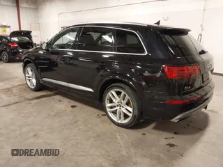 2017 Audi Q7 Prestige with VIN WA1VABF71HD043036, listed as a IAAI auction lot 42255140 with 90,009 mi miles and . Bid and sale history available at DreamBid. Image 3.