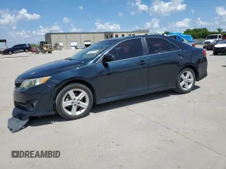 2014 Toyota Camry L with VIN 4T1BF1FK2EU420778, listed as a Copart auction lot 54070755 with 237,788 mi miles and Clean Title. Bid and sale history available at carsss.com. Image 1.