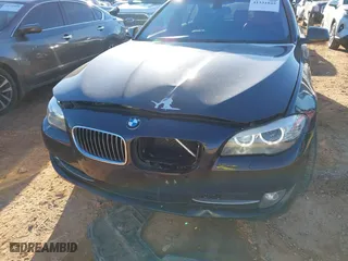 2013 BMW 5 Series 528i xDrive with VIN WBAXH5C58DD109555, listed as a IAAI auction lot 41331845 with 168,391 mi miles. Bid and sale history available at carsss.com. Image 6.