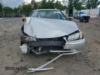 2000 Toyota Camry CE z VIN 4T1BG22K9YU653036, wystawiony jako Copart lot #55363475 z przebiegiem 84 258 mil mil oraz Szkoda całkowita • Salvage title. Historia ofert i sprzedaży dostępna na DreamBid. Obrazek 5.