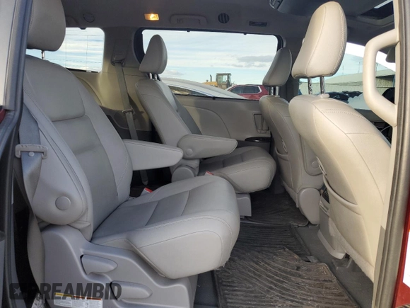 2020 Toyota Sienna XLE with VIN 5TDDZ3DC2LS243324, listed as a Copart auction lot 46673525 with 88,551 mi miles and Salvage Title. Bid and sale history available at carsss.com. Image 11.