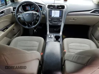 2020 Ford Fusion SE with VIN 3FA6P0LUXLR266057, listed as a Copart auction lot 61154555 with 97,536 mi miles and Non repairable. Bid and sale history available at DreamBid. Image 8.