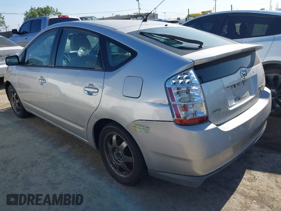 2007 Toyota Prius with VIN JTDKB20U777574498, listed as a IAAI auction lot 42204912 with 302,866 mi miles and . Bid and sale history available at DreamBid. Image 3.