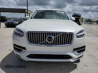 2021 Volvo XC90 Inscription Expression with VIN YV4BR00K4M1723380, listed as a Copart auction lot 63306684 with 36,943 mi miles and Non Repairable. Bid and sale history available at carsss.com. Image 5.