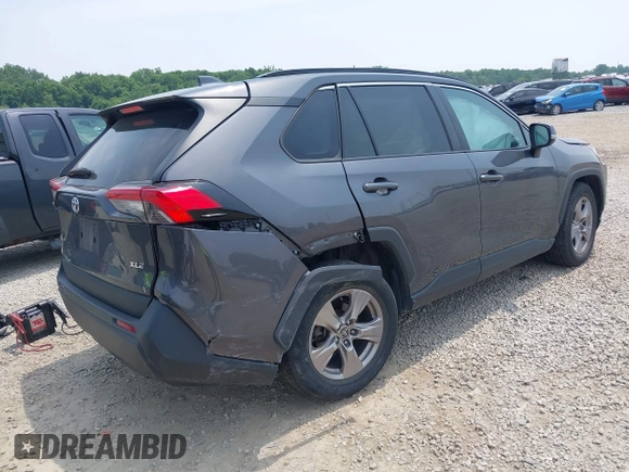 2022 Toyota RAV4 XLE with VIN 2T3W1RFV1NW188402, listed as a IAAI auction lot 42487520 with 75,900 mi miles and . Bid and sale history available at DreamBid. Image 4.